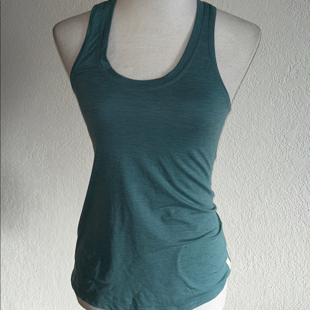 Vuori Teal Racerback Tank Top - Picture 3 of 7